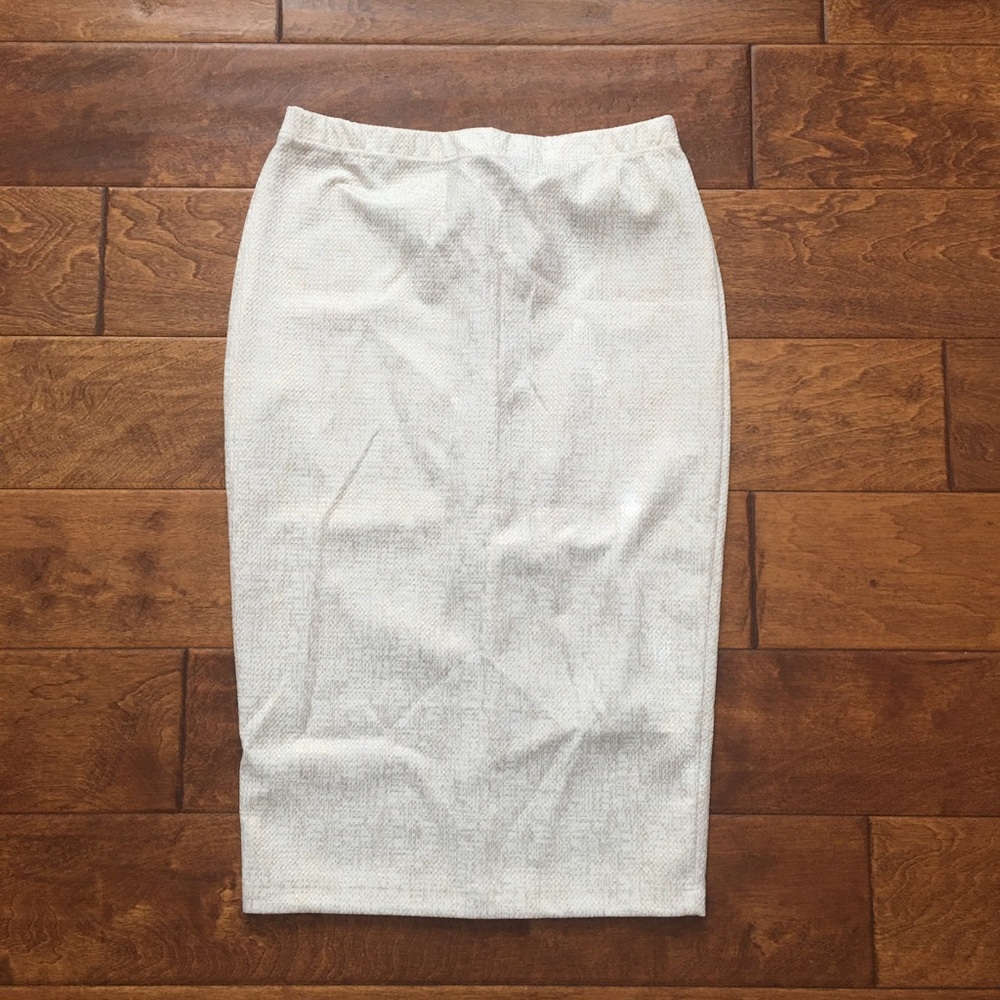 Pencil skirt